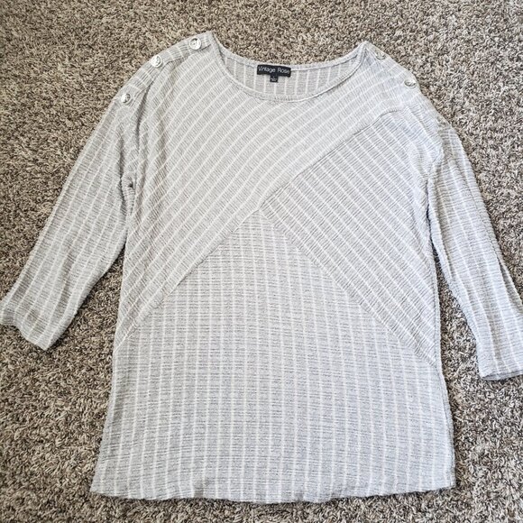 Grey striped sweater - Picture 2 of 4